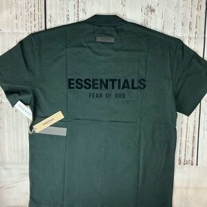 NWT Essentials Stretch Limo Short Sleeve Tee